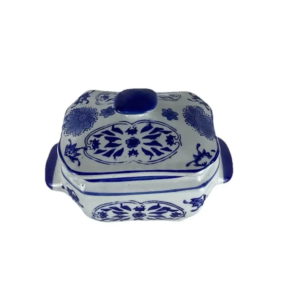 Chinese Chinoiserie Asian antique Porcelain Blue and White Dish With Lid